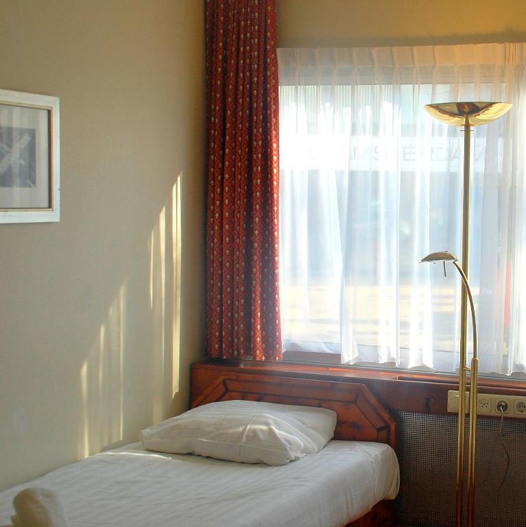 Budget Hostel Bargain Toko 阿姆斯特丹 客房 照片